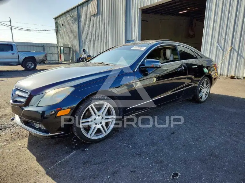 2010 Mercedes Benz E-Class photo