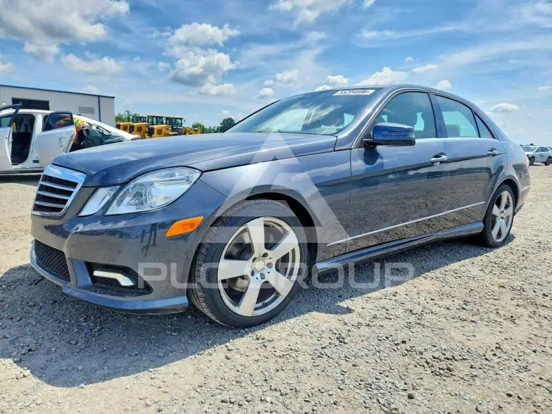 2010 Mercedes Benz E-Class фото