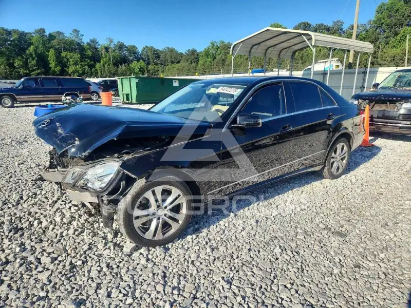 2010 Mercedes Benz E-Class фото