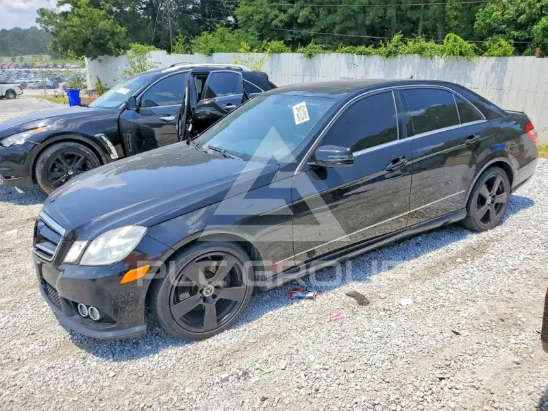2010 Mercedes Benz E-Class фото