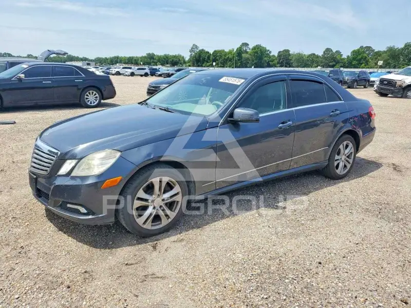 2010 Mercedes Benz E-Class фото
