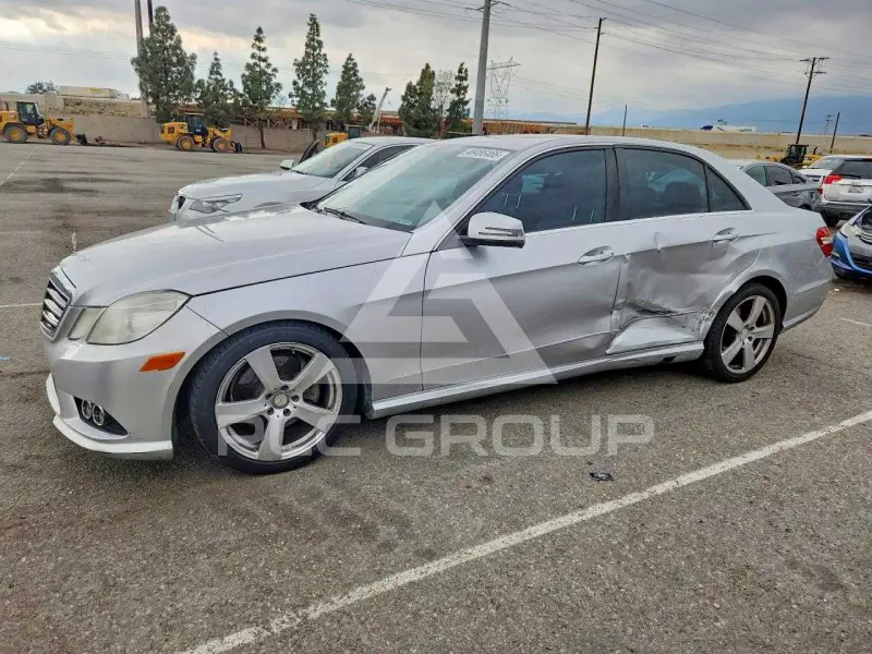 2010 Mercedes Benz E-Class фото