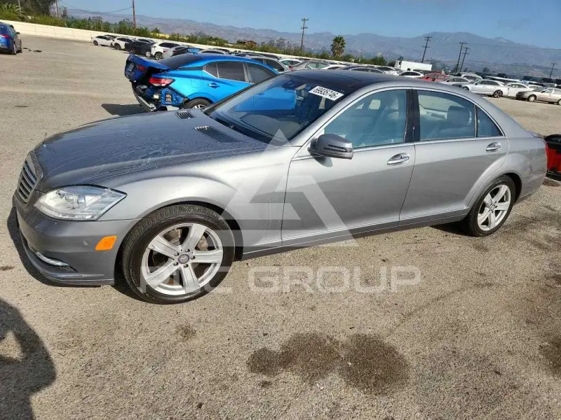 2010 Mercedes Benz S-Class фото