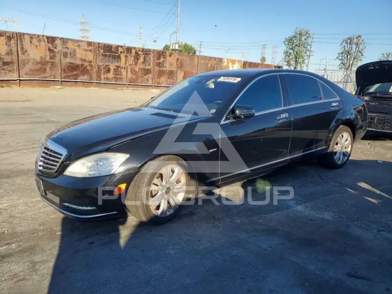 2010 Mercedes Benz S-Class photo