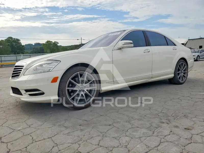 2010 Mercedes Benz S-Class фото