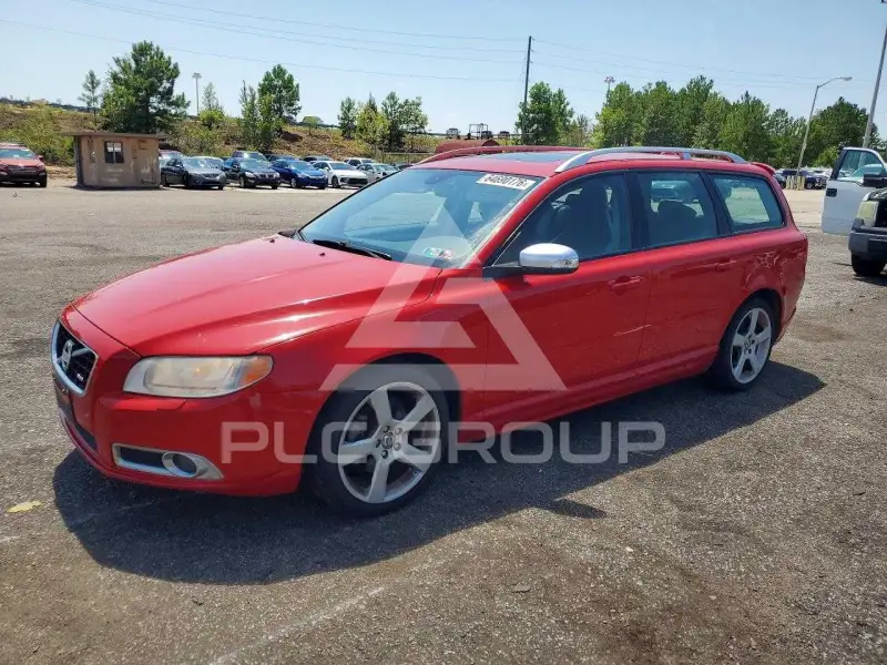 2010 Volvo V70 фото