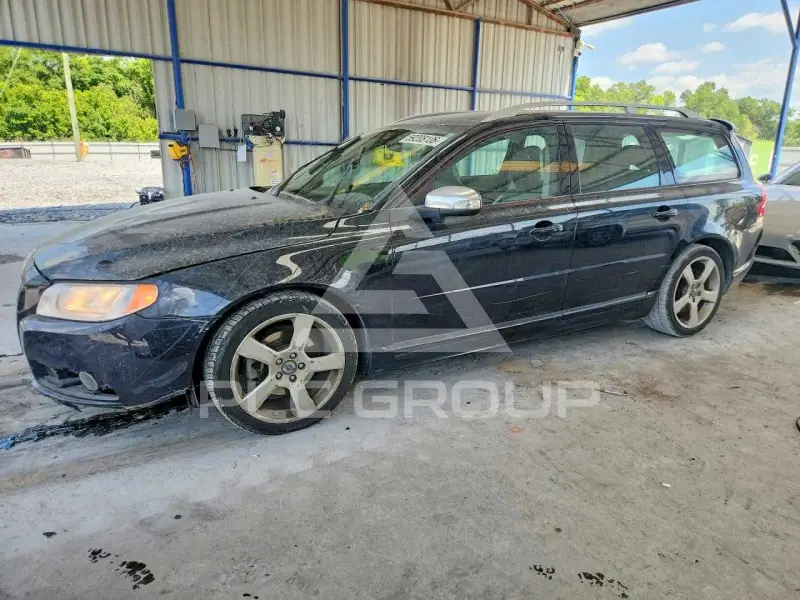 2010 Volvo V70 фото