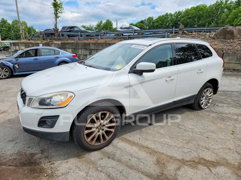 2010 Volvo XC60 photo
