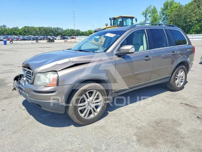 2010 Volvo XC90 photo