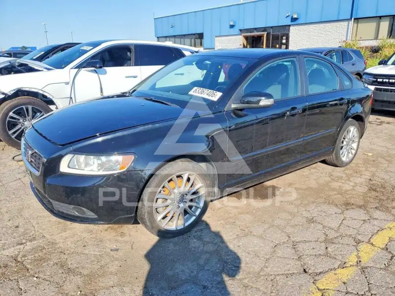 2010 Volvo S40 фото