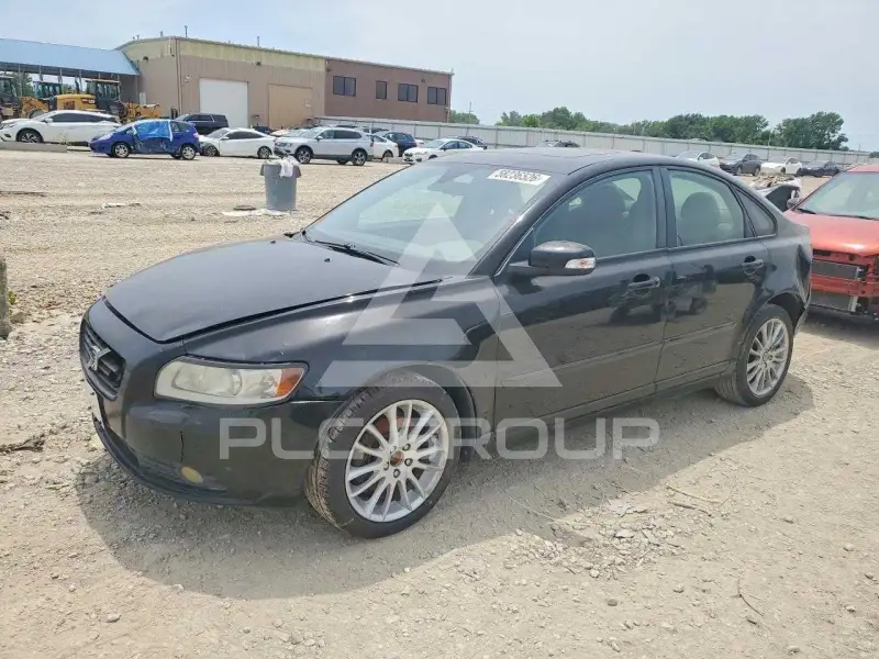 2010 Volvo S40 фото