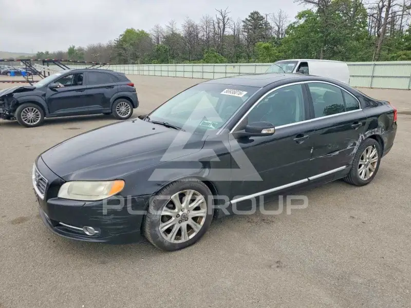 2010 Volvo S80 фото