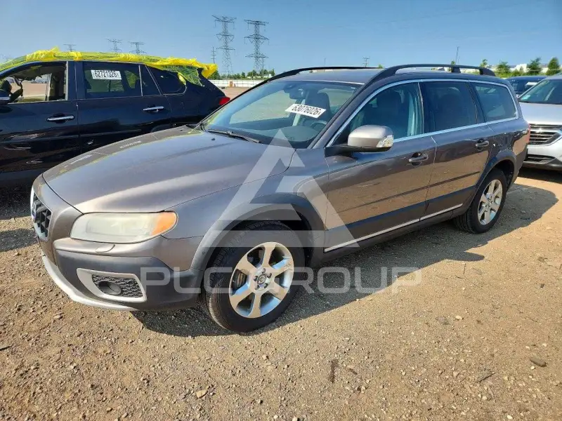 2010 Volvo XC70 photo