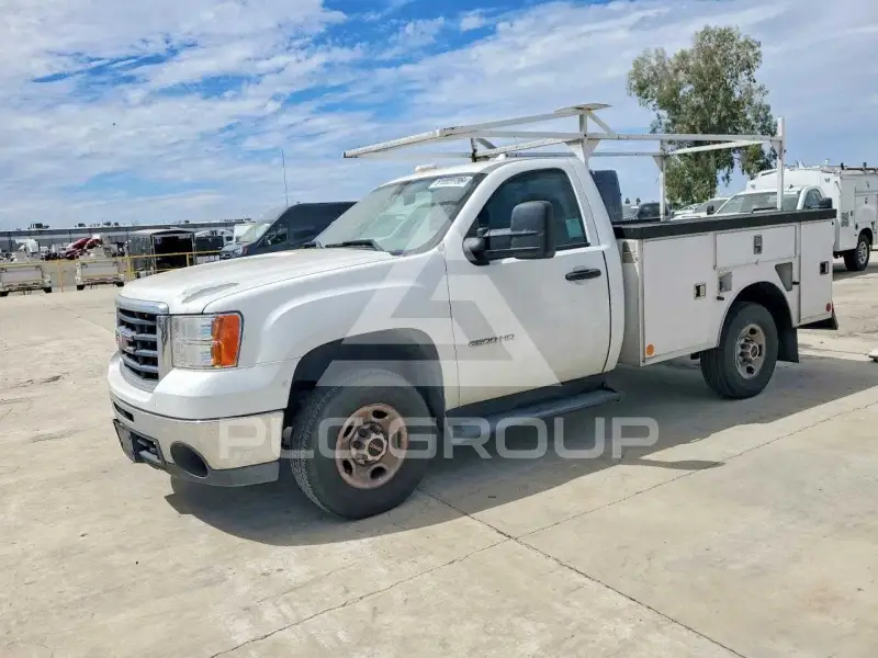 2010 GMC Sierra photo