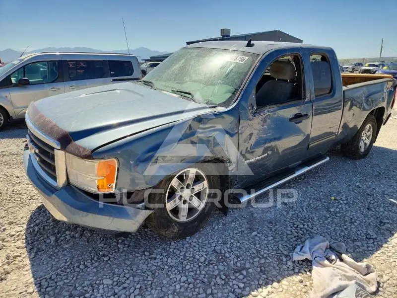 2010 GMC Sierra photo
