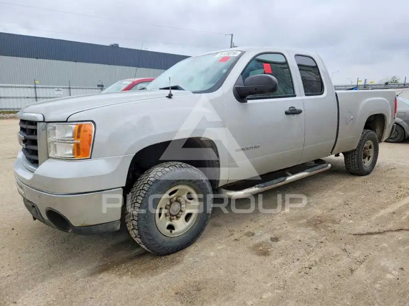 2010 GMC Sierra photo