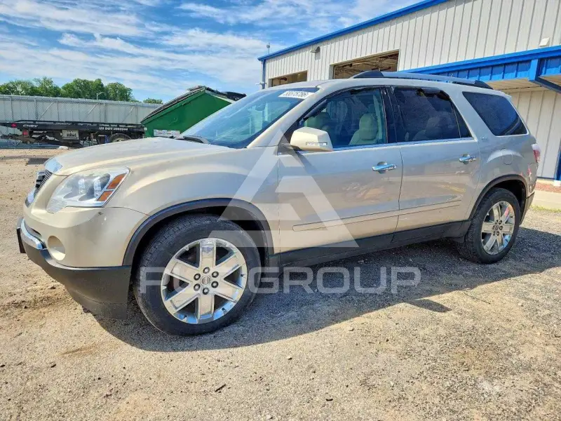 2010 GMC ACADIA photo