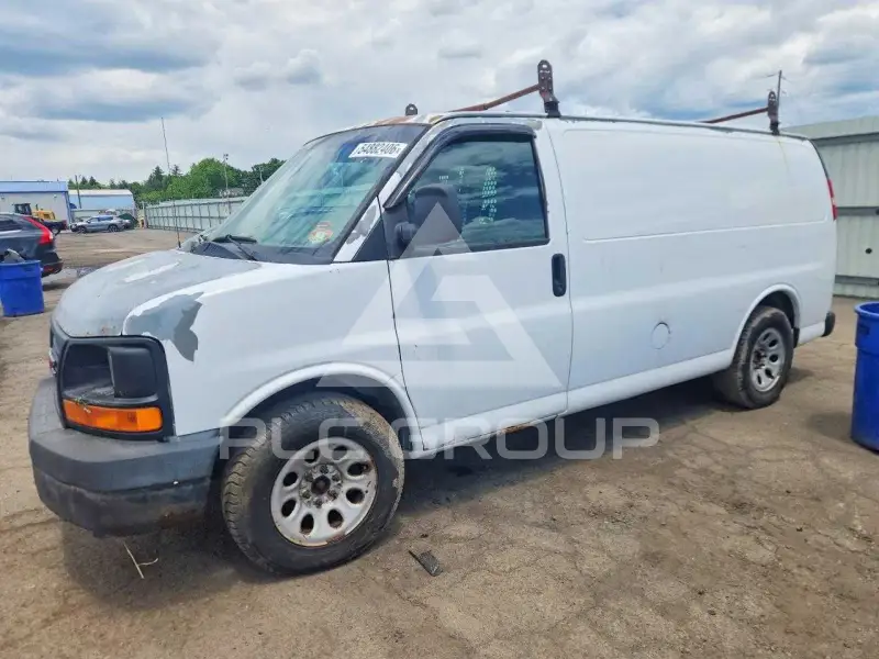 2010 GMC Savana фото