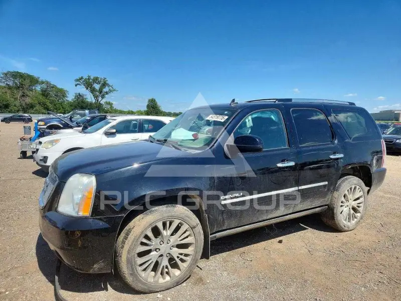 2010 GMC YUKON photo