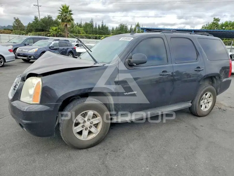 2010 GMC YUKON фото