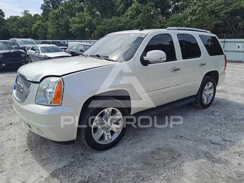 2010 GMC YUKON фото