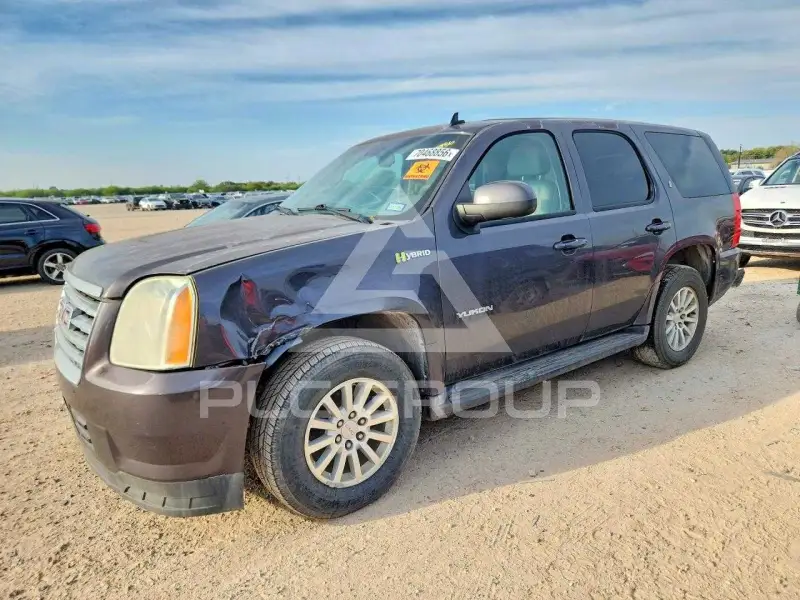 2010 GMC YUKON фото