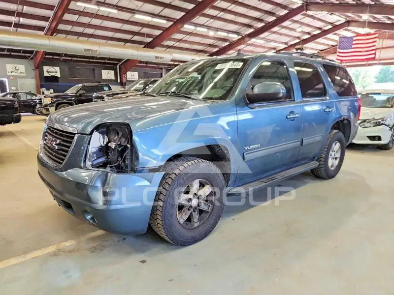 2010 GMC YUKON фото
