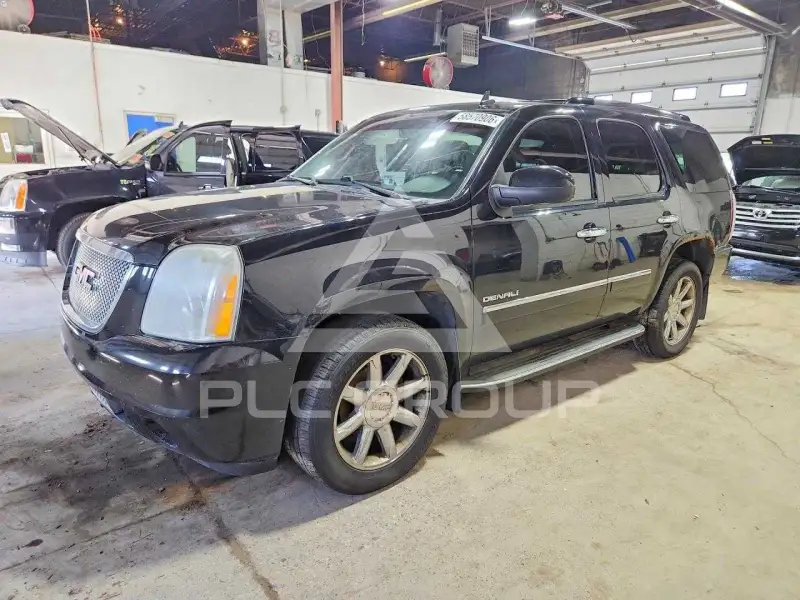 2010 GMC YUKON photo
