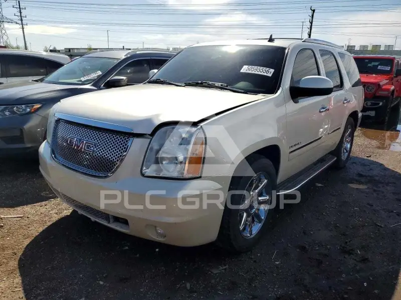 2010 GMC YUKON фото
