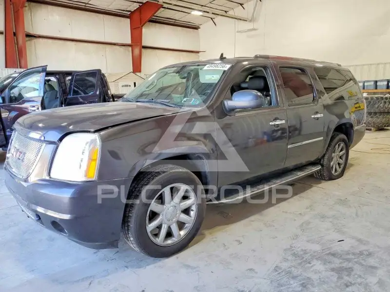 2010 GMC YUKON фото