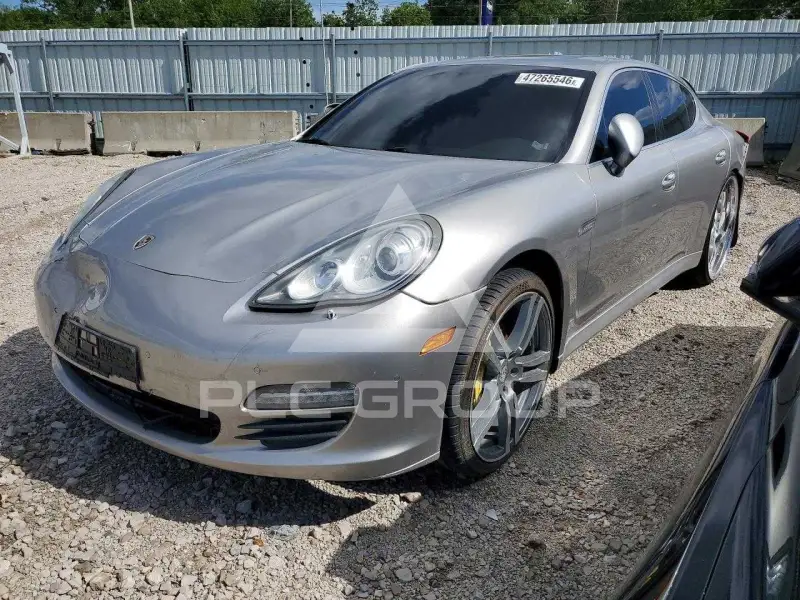 2010 Porsche Panamera фото