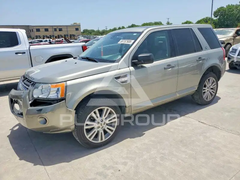 2010 Land Rover LR2 photo
