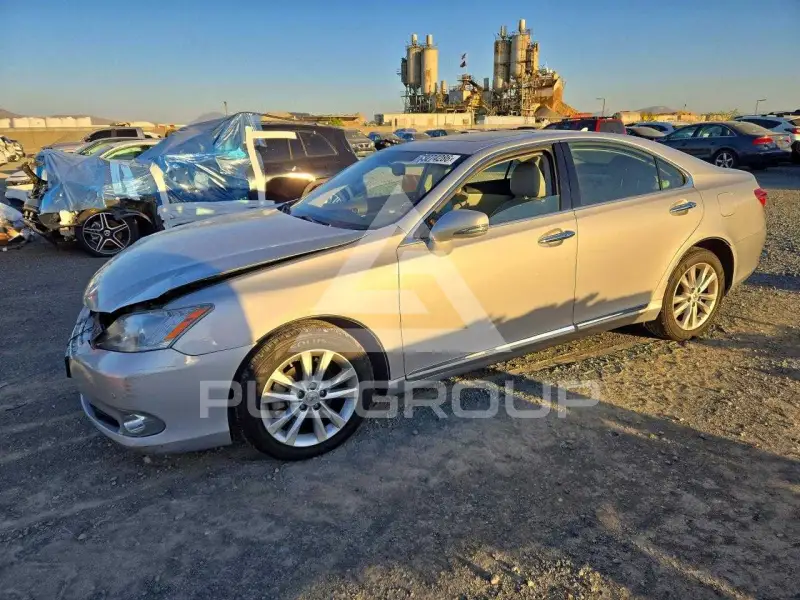 2010 Lexus ES350 photo