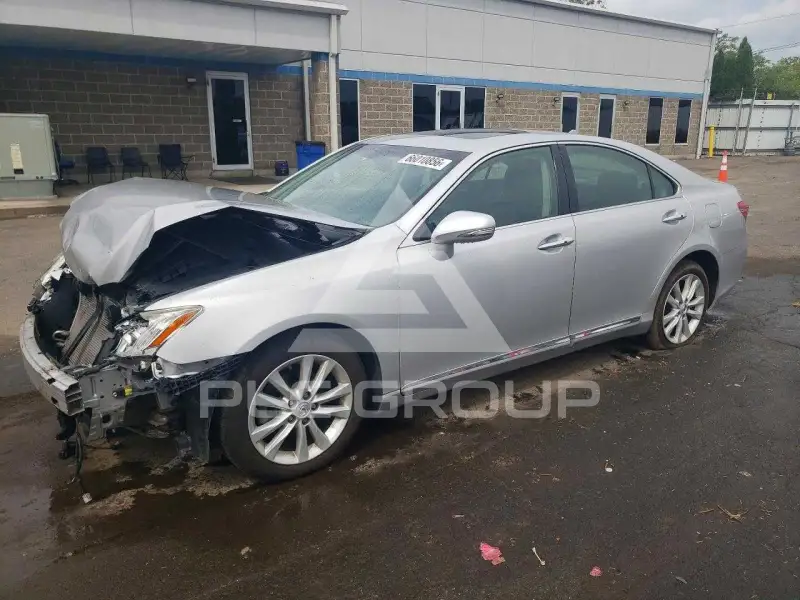 2010 Lexus ES350 фото