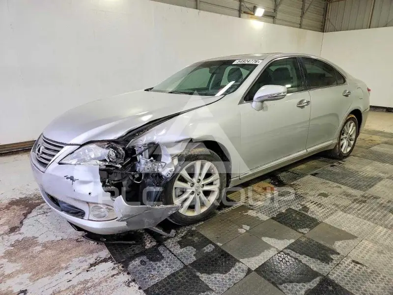 2010 Lexus ES350 photo