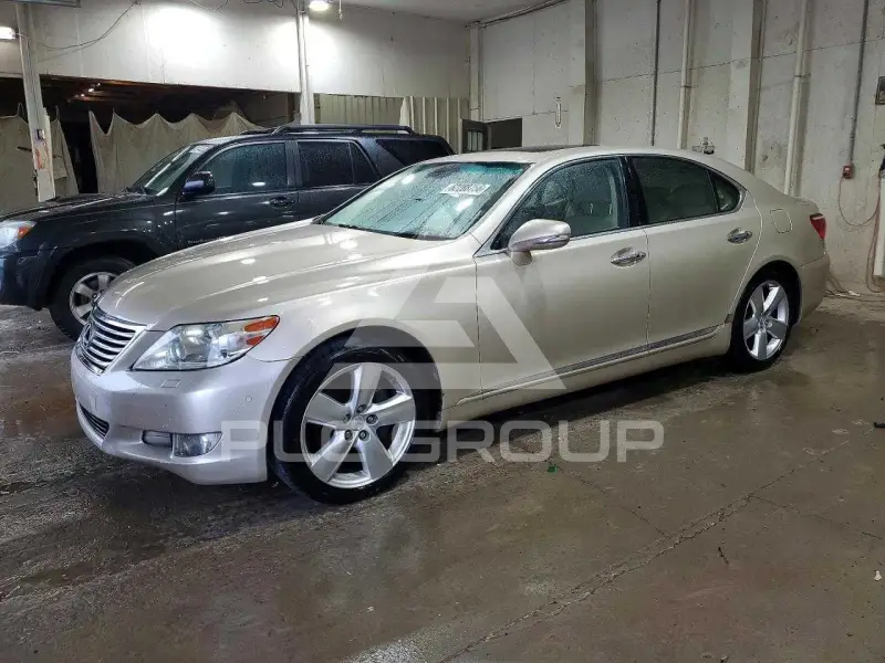 2010 Lexus LS460 фото