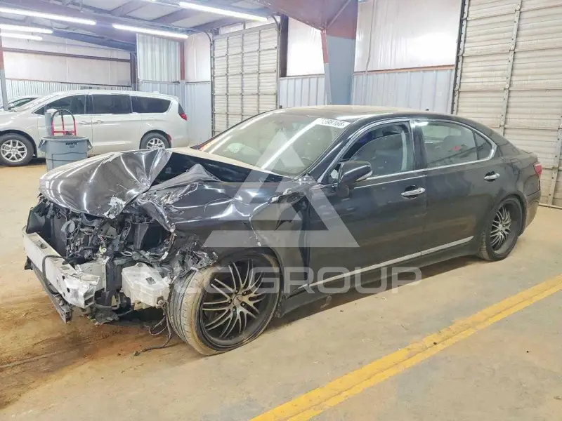 2010 Lexus LS500 фото