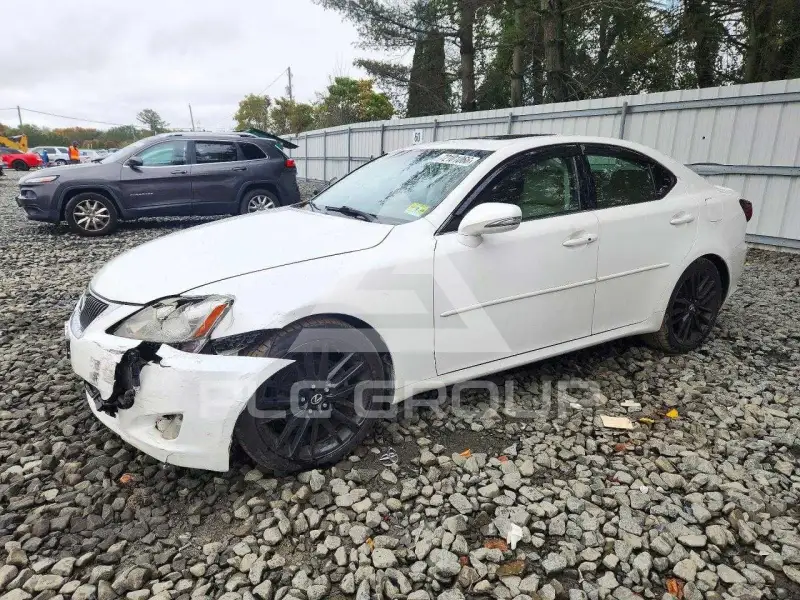 2010 Lexus IS фото