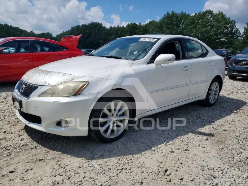 2010 Lexus IS photo