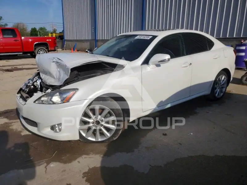 2010 Lexus IS фото
