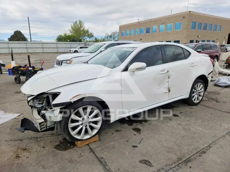 2010 Lexus IS фото