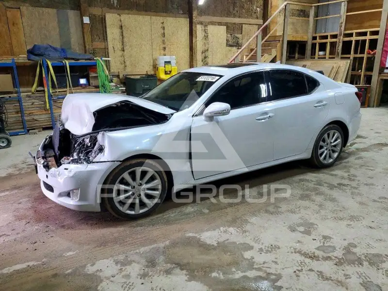 2010 Lexus IS фото