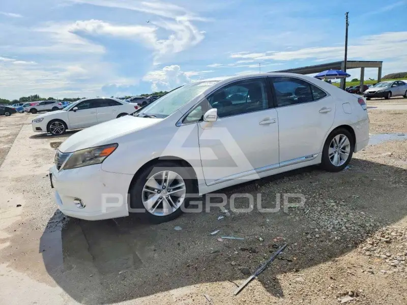 2010 Lexus HS photo