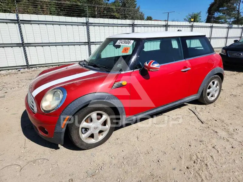 2010 Mini COOPER photo