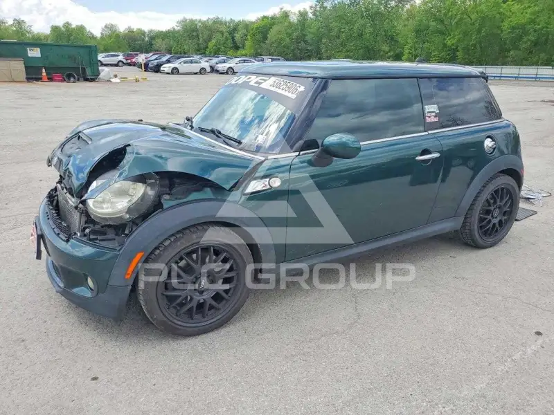 2010 Mini COOPER фото