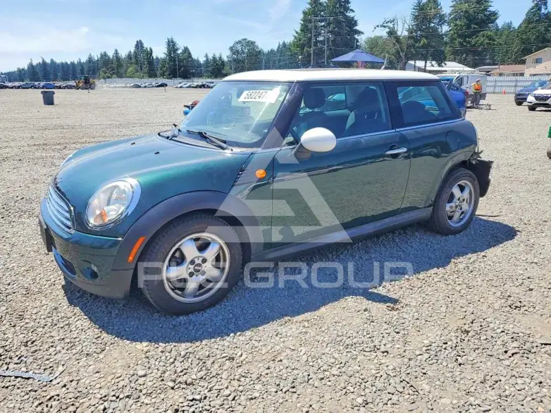 2010 Mini COOPER фото