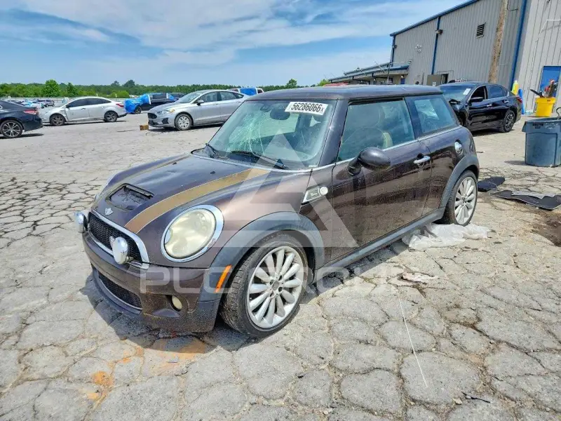 2010 Mini COOPER фото