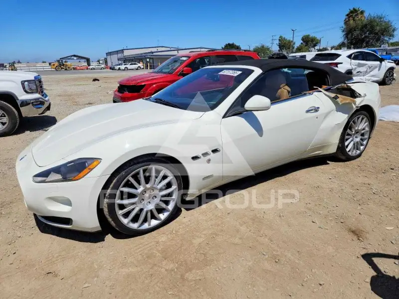 2010 Maserati GRANTURISMO фото
