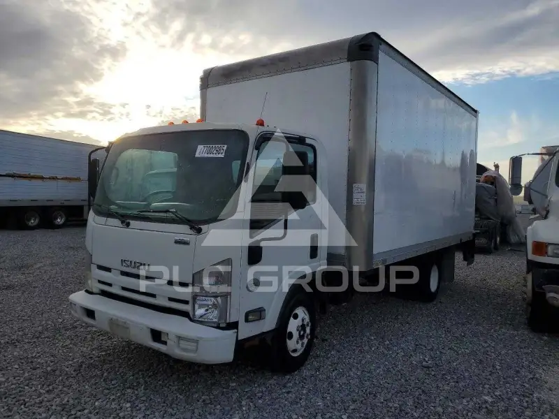 2010 Isuzu NPR фото
