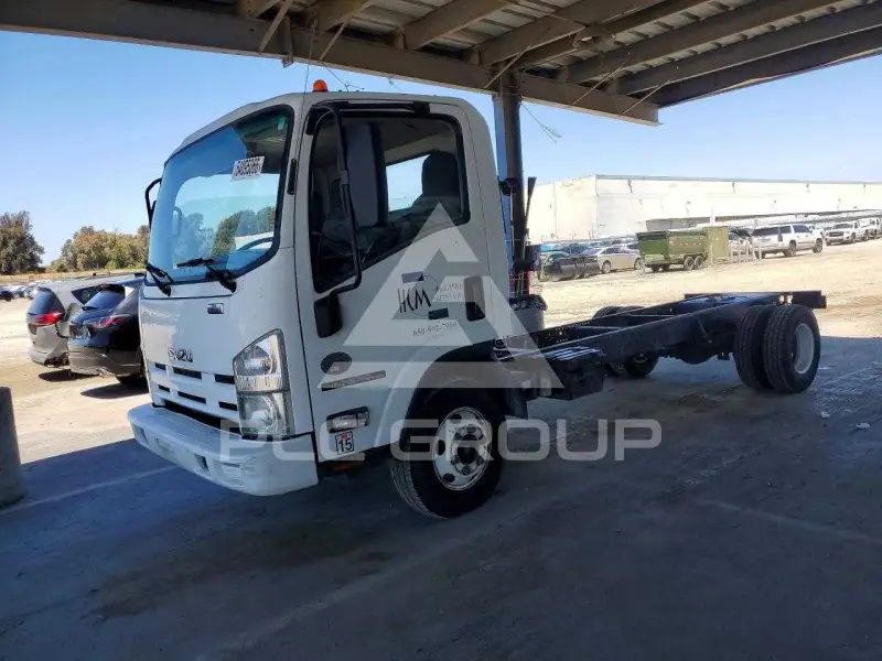 2010 Isuzu NPR фото